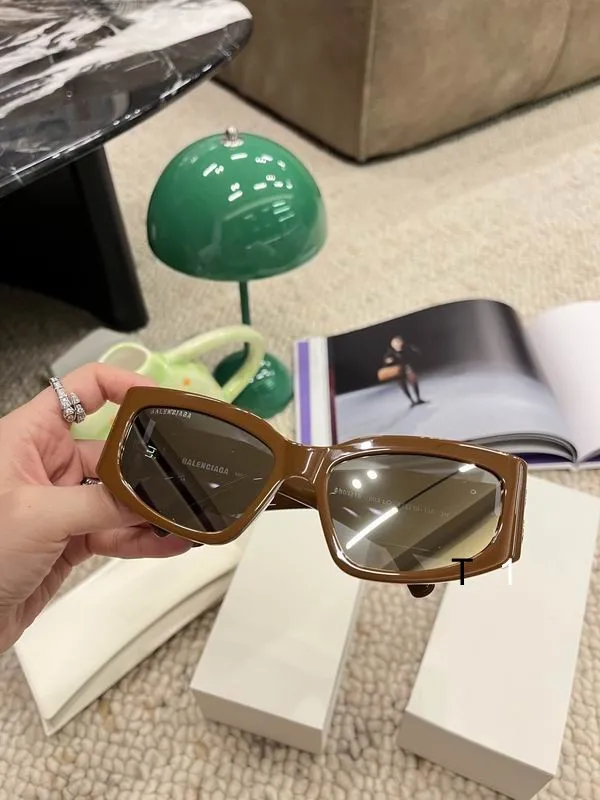 BALENCIAGA 0329 a04